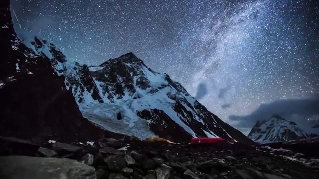 НОЧЬ ДЛИННА, И ТЫ ЕЕ СВОИМ СНОМ НЕ УКОРАЧИВАЙ