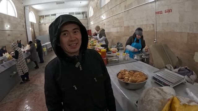 ОШСКИЙ РЫНОК! ПРОГУЛКА С КЫРГЫЗСКИМ ШЕФОМ ПО БАЗАРУ! СЕКРЕТНАЯ ЧАЙХОНА ОШСКОГО РЫНКА!