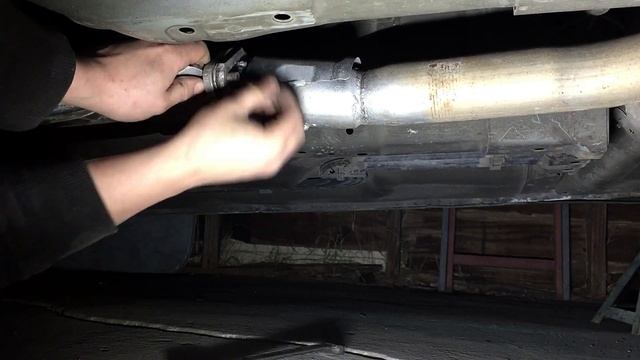 G35 Manzo exhaust install and rev   ( BEAUTIFUL SOUND )
