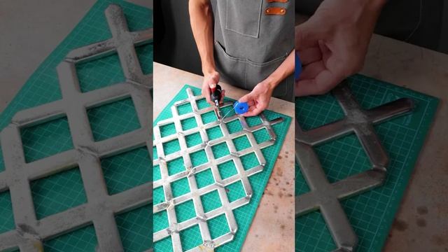 🔴 Посмотрите, как превращает пляжный мусор во что-то удивительное! ️