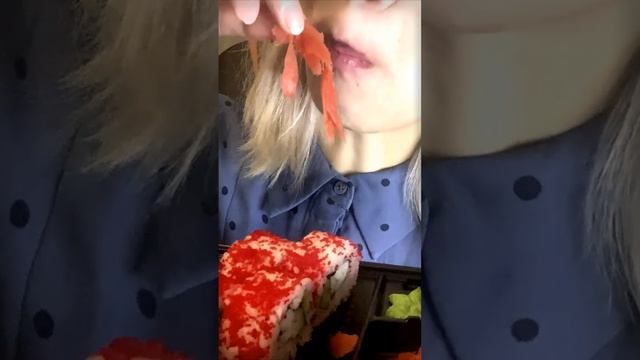 Мукбанг с роллами: идеальный ужин | Bite Bliss Chronicles