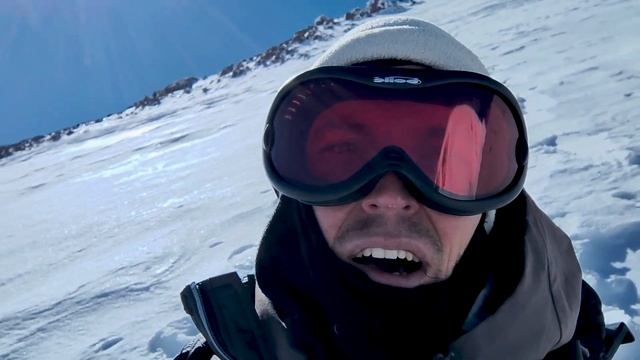 Соло-восхождение на две вершины за день, Эльбрус Восточный (5621м) и Эльбрус Западный (5642м)