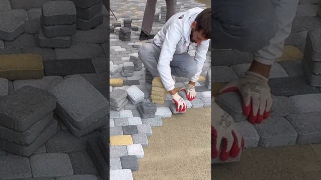 Укладка тротуарной плитки