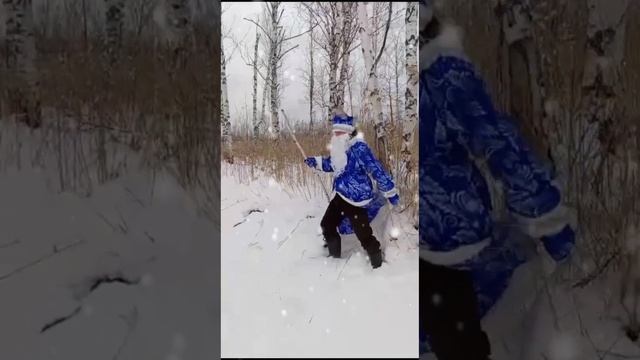 Деды Морозы давно перешли на снегоходы IRBIS(быстро, удобно, есть куда мешок с подарками поставить)