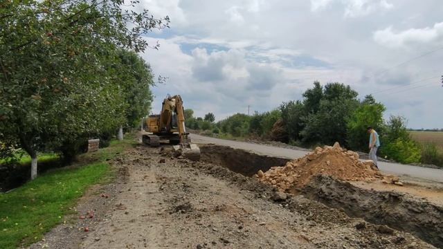 Ремонт дороги в селі Батрадь частина 11