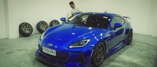 Subaru BRZ и Toyota GR86 - Покатушки в Индонезии