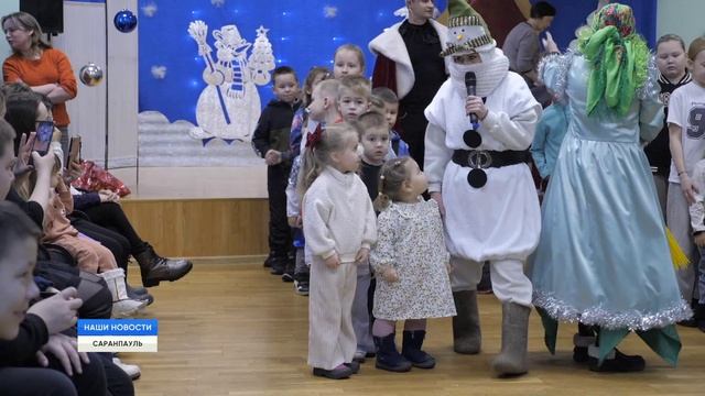 Снеговик на страже праздника