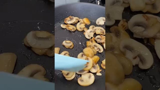 Нежнейшая курица в сливочно-сырном соусе