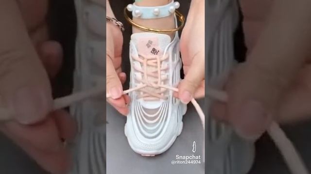 как завязывать кроссовки