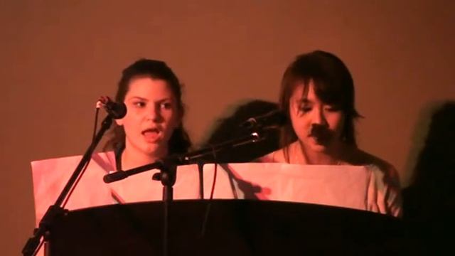 Anna Jones &  Linh Truong perform The Show
