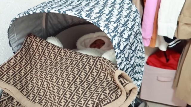 ДЕНЬ С РЕБОРНОМ ХАННОЙ A DAY IN LIFE WITH BABY HANNAH