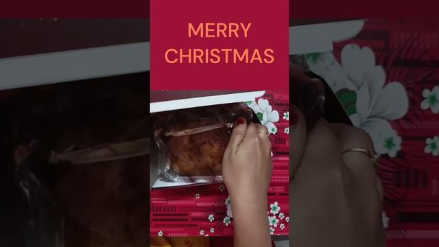 Wishing you Merry Christmas and unboxing fruit cakes #shorts #christmas #merrychristmas2022