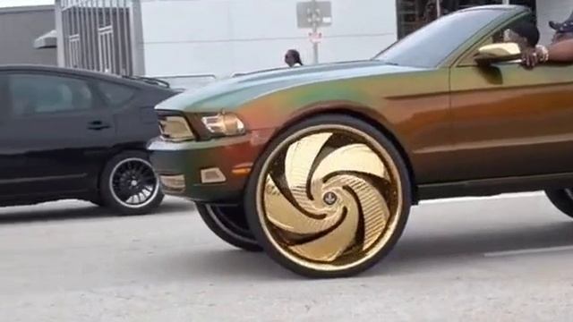 не по размеру 🤑