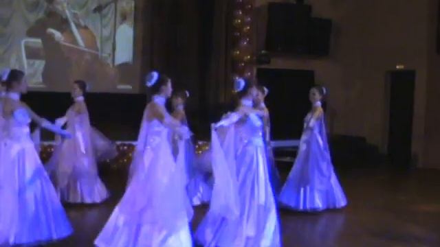 Пролог фестиваля "Зажигаются зори Балтийские".mpg