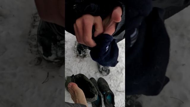 А у вас такое бывает 🤣? #рыболовная #fishing #зима #ловим #рыбалка #смех #смешныевидео #приманка