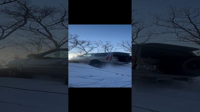 Сузуки 3 залетает в гору