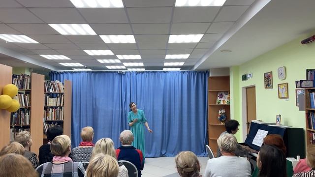 Редеет облаков летучая гряда