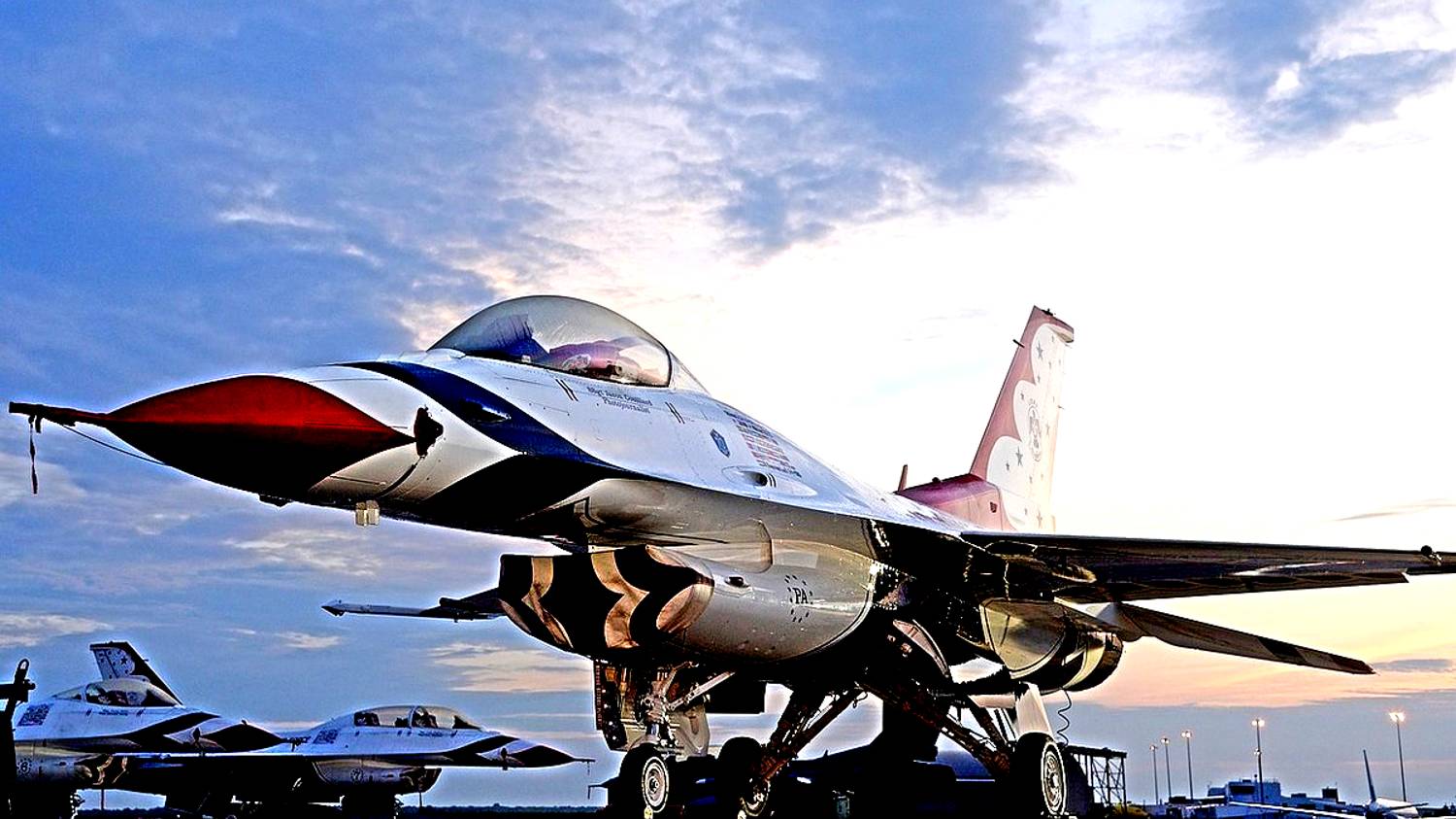 Российский посол заявил о создании США в Гренландии инфраструктуры для F-35