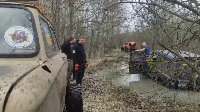 прев'ю заз-луаз на квадроколесах всюдихід. трошки рейду по калюжам.