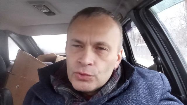 Служителям церкви.