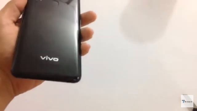 Vivo z1 pro mobile unboxing /4GB RAM 64GB INTERNAL STORAGE /₹1400