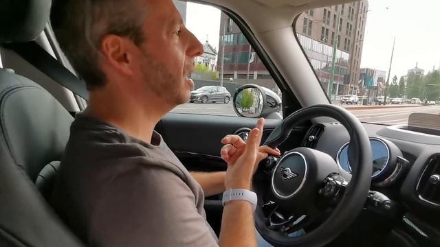 La TECNOLOGIA di Mini COUNTRYMAN IBRIDA PlugIN PLAY da MATE 5G