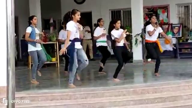 Independence day dance performance on school by class 10th girls of smart vision school 💜💜