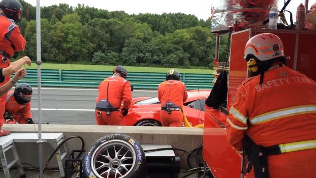 Risi Ferrari Fisichella/Kaffer pit stop @ VIR 8/24/14
