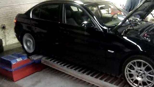 BMW e90 335 Dyno Dinan Free flow