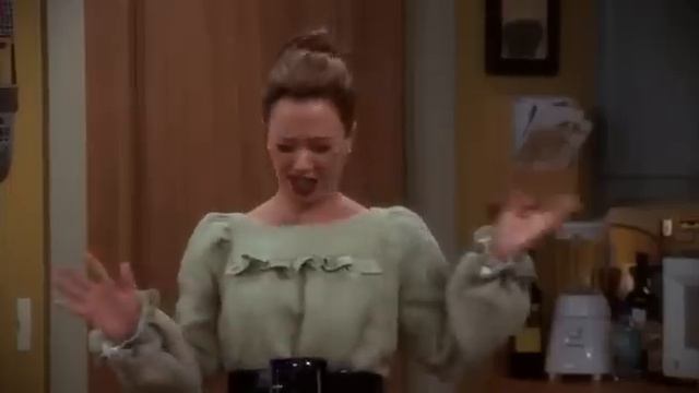 King of Queens Season 9 - Offensive Fowl