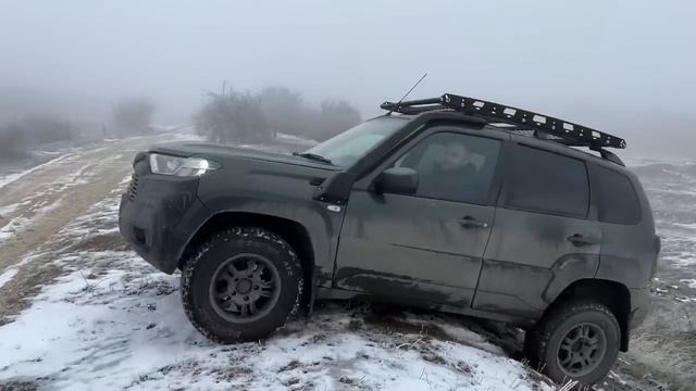 ПОКАТУШКИ НА НИВЕ ТРЕВЕЛ ЗИМОЙ. ПОКОРИЛИ СНЕЖНУЮ ВЕРШИНУ. НИВА НЕ СМОГЛА.