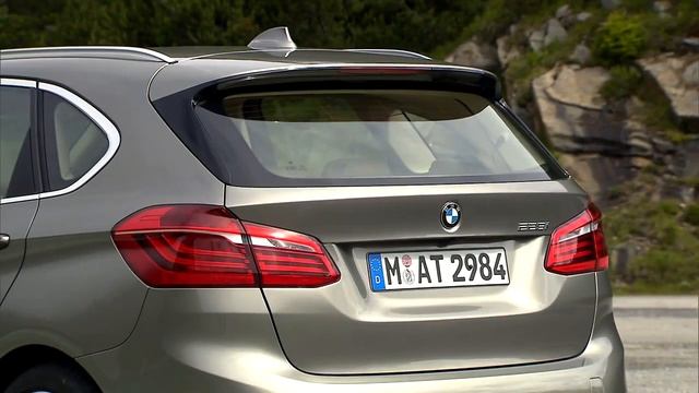 BMW 2 Series Active Tourer (BMW 225i Active Tourer)