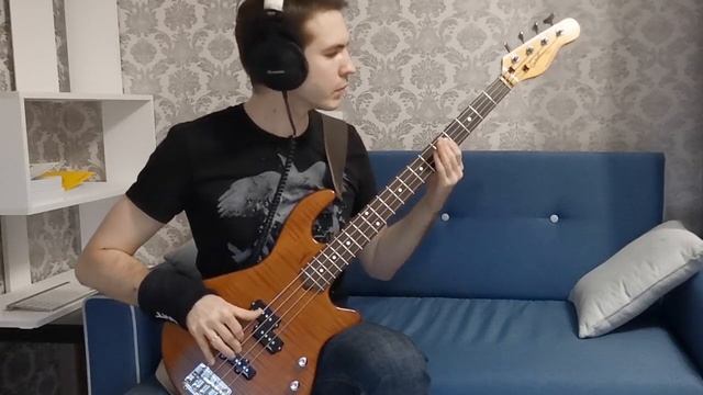 Muse / Hysteria / Bass cover