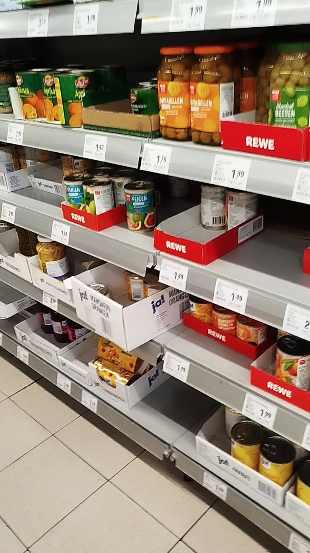 ГЕРМАНИЯ. СЕТЕВОЙ СУПЕРМАРКЕТ REWE В Г. РЮССЕЛЬСХАЙМ, РЯДОМ С ФРАНКФУРТОМ. 13.09.24