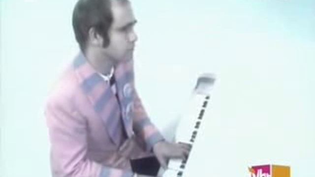 ELTON JOHN - Sorry Seems To Be The Hardest Word (1976)