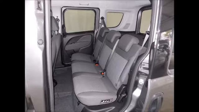 Fiat Doblo 1.4 Multiair Lounge grau