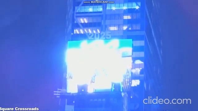 times square ball drop eve 2025 reversed