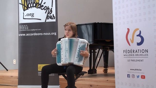 Accordéon musette - Valse parisienne - Madlyn : BALADE À PARIS - Jeune talent - Valse accordéon