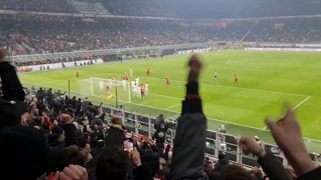 15 febbraio 2024 goal del 2a0 Milan-Rennes Loftus-Cheek dal 1 anello blu San Siro