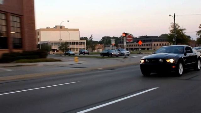 BMW X5M vs. 2012 Mustang GT 5.0 from a dig