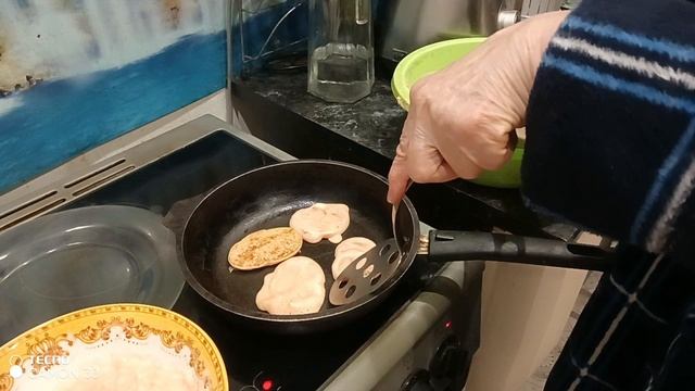 Распаковка. Впервые пробую готовить чечевичные блинчики.