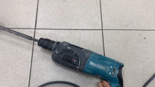 Makita hr2470