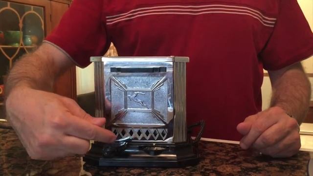 Demonstration of the Hotpoint "Gazelle" Toaster