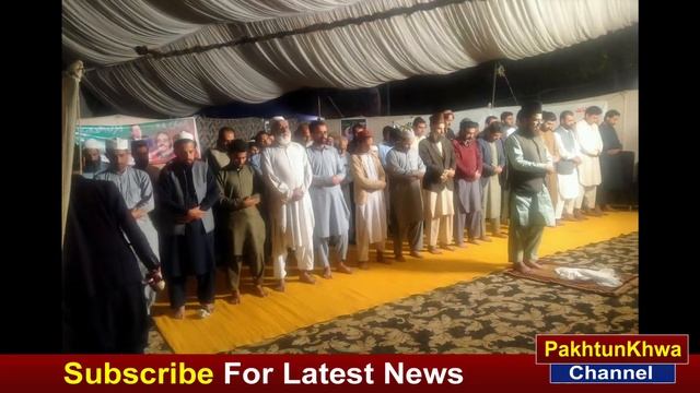 Imran khan Amazing Gift to Qari Saab in Zaman park House