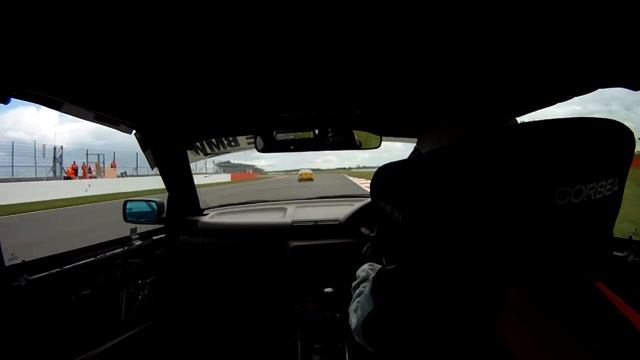 Gaz Shocks BMW Compact Cup - onboard w. Paul McErlean Silverstone 2011