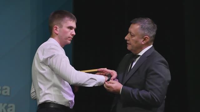 Игорь Кобзев вручил Благодарственные письма участникам СВО