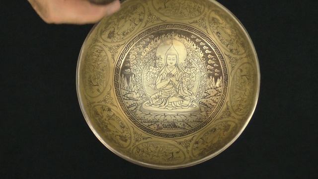 Поющая чаша Бутанская 19,6 см, Соль# 201 Гц, Ре 585 Гц