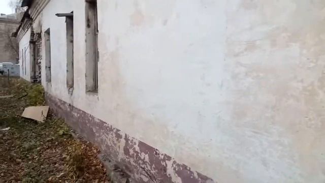 заброшенные места. здания советских времен. под реконструкцию.