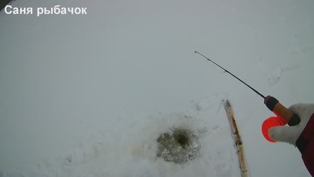 Рыбалка на жерлицы в марте по льду. Иногда рыбалка бывает и ТАКОЙ.