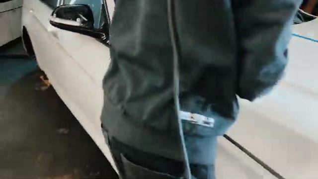 BMW F30 в процессе работ